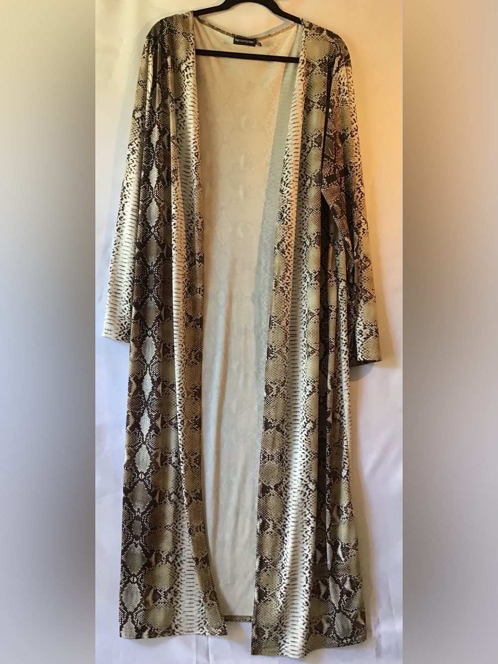 PrettyLittleThing Beige and Brown Snake Print Long Duster Coat 18